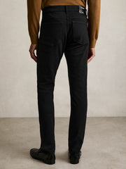 Skinny-Fit Jeans in Stay Black