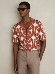 Geometric Embroidery Knit Shirt in Paprika Red