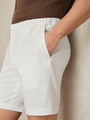 Drawstring Chino Shorts in White