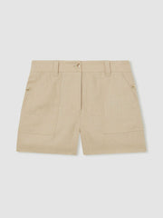 Linen Shorts in Neutral