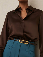 Thin Leather Elongated Buckle Belt in Chocolate