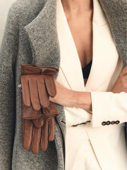 Leather Gloves in Tan