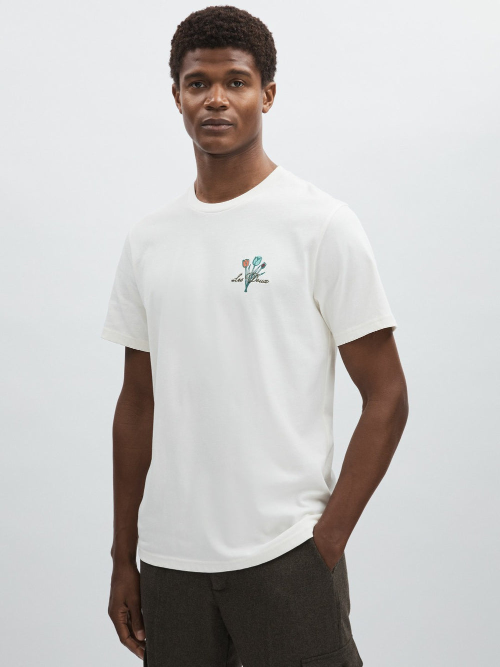 Les Deux 100% Cotton Café Print T-Shirt in Ivory Print