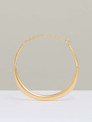 Polished Curve Choker in Gold Tone