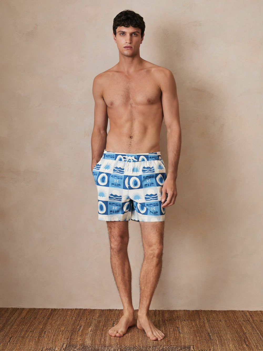 | Ché Sunset-Print Swim Shorts in Blue Multi