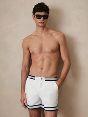| Ché Stripe-Trim Swim Shorts in White