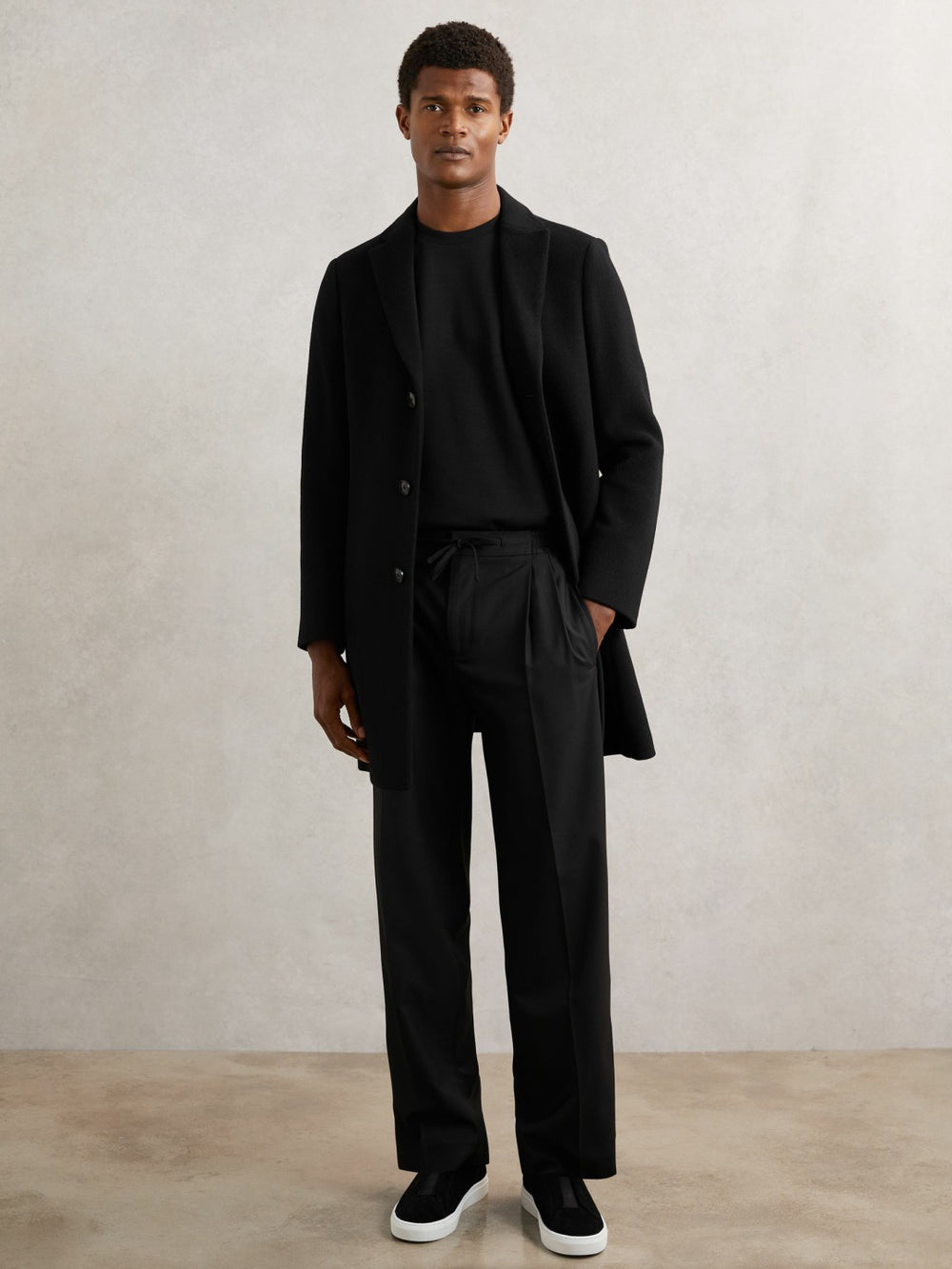 Relaxed-Fit Twill Drawstring Trousers in Black