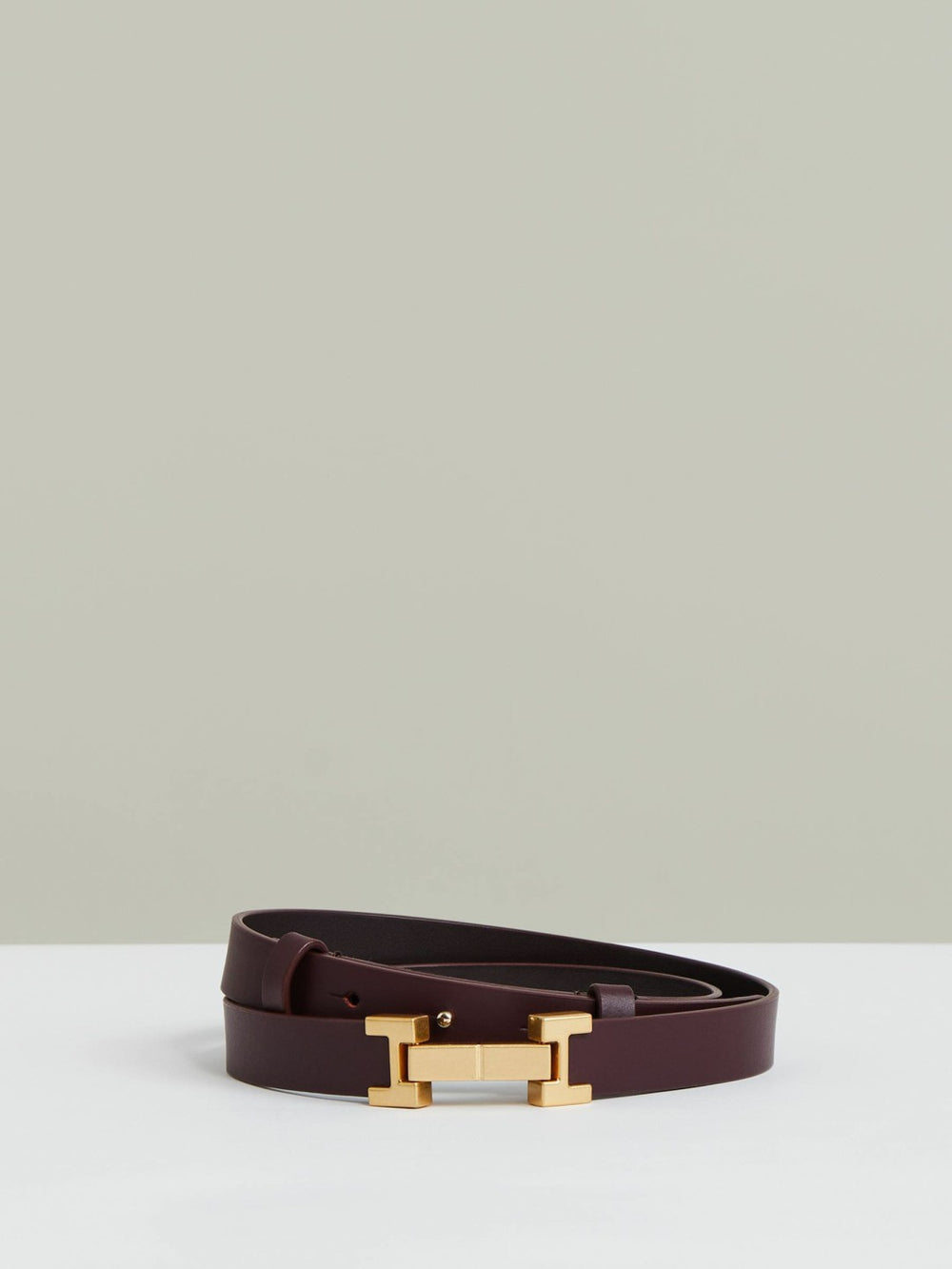 Leather Square Hinge Belt in Burgundy