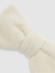 Velvet Bow Tie in Ivory