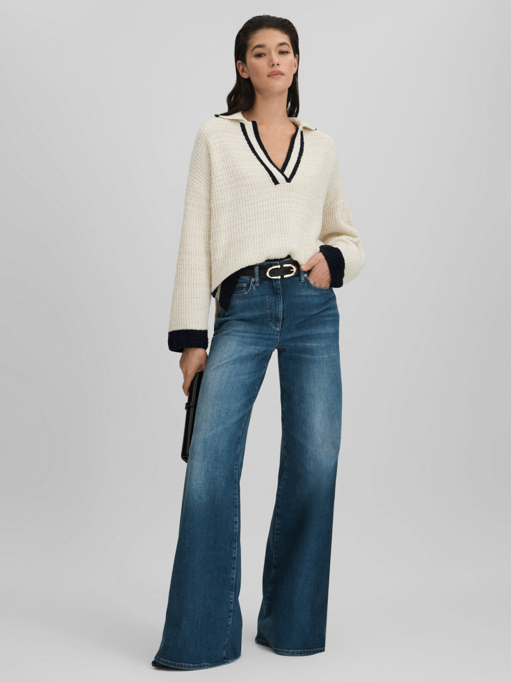 Wool Blend Open Collar Jumper in Cream/Navy