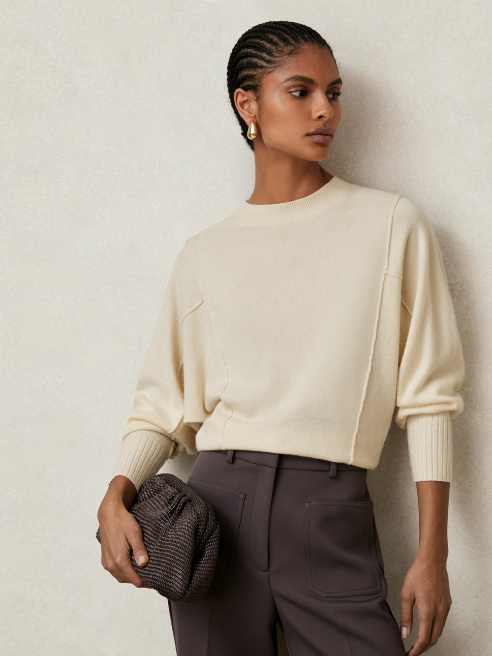 Wool-Blend Reverse-Seam Batwing Jumper With Cashmere in Cream