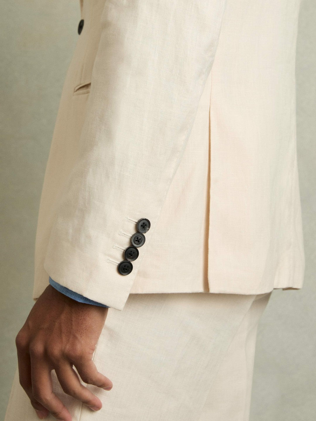 Slim-Fit Single Breasted Linen Blazer in Stone