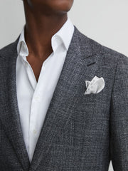 Plain Silk Pocket Square in Silver