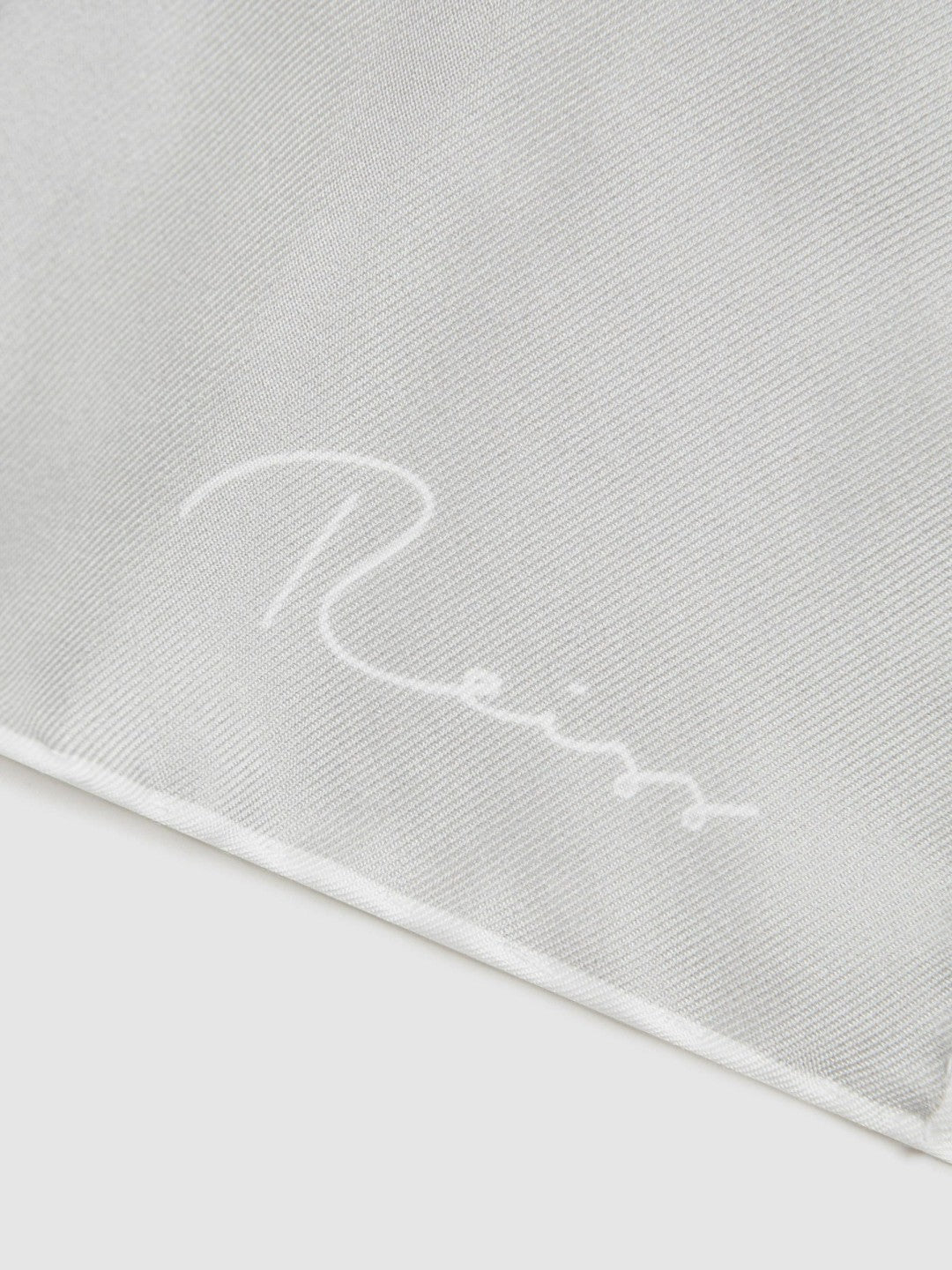 Plain Silk Pocket Square in Silver