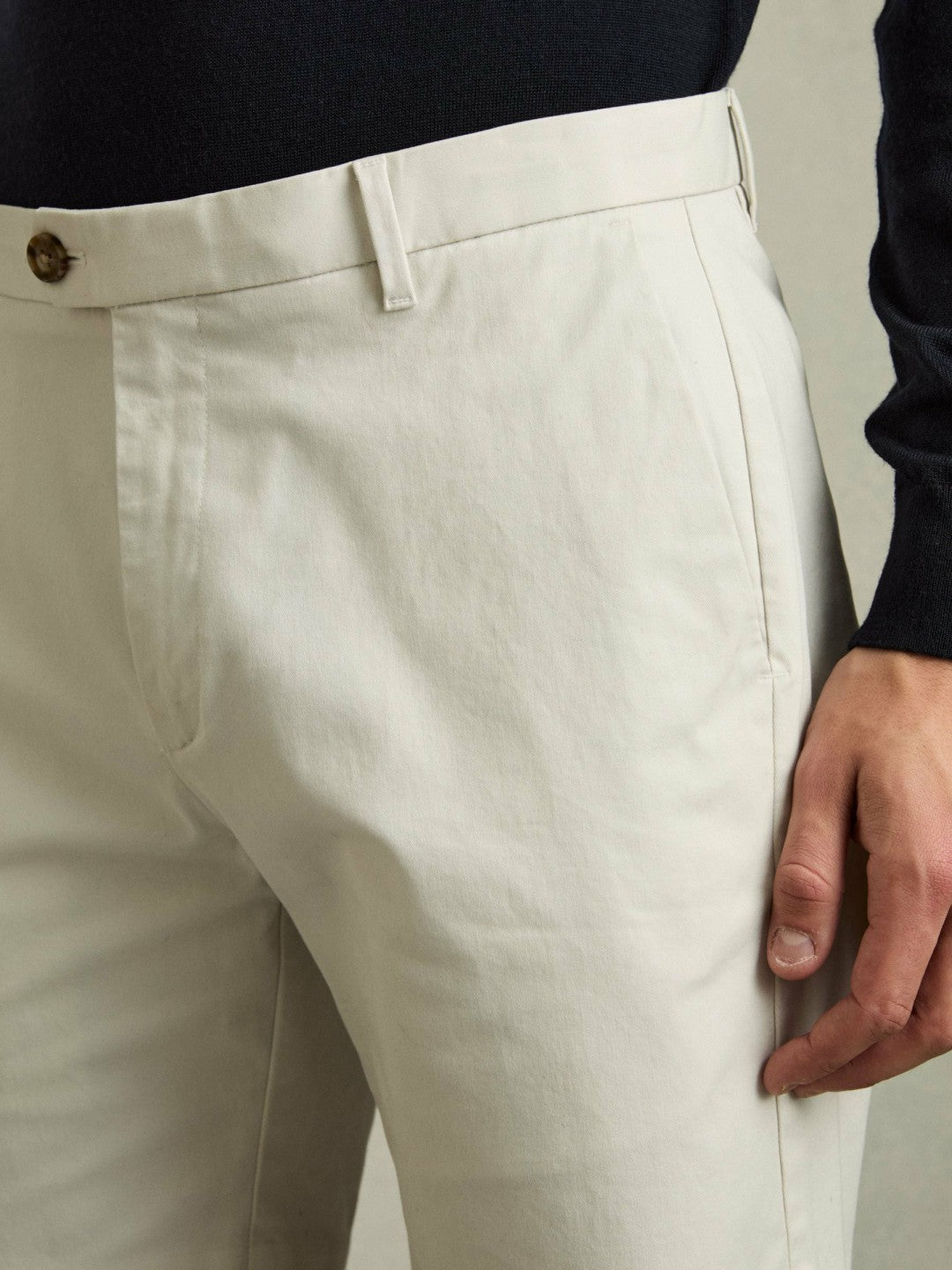 Short Length Casual Chino Shorts in Chalk