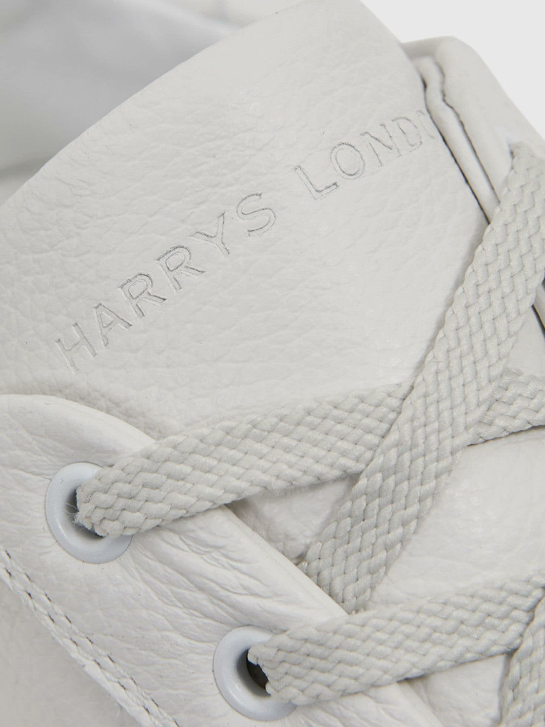 Harrys of London Grained Leather Trainers in White