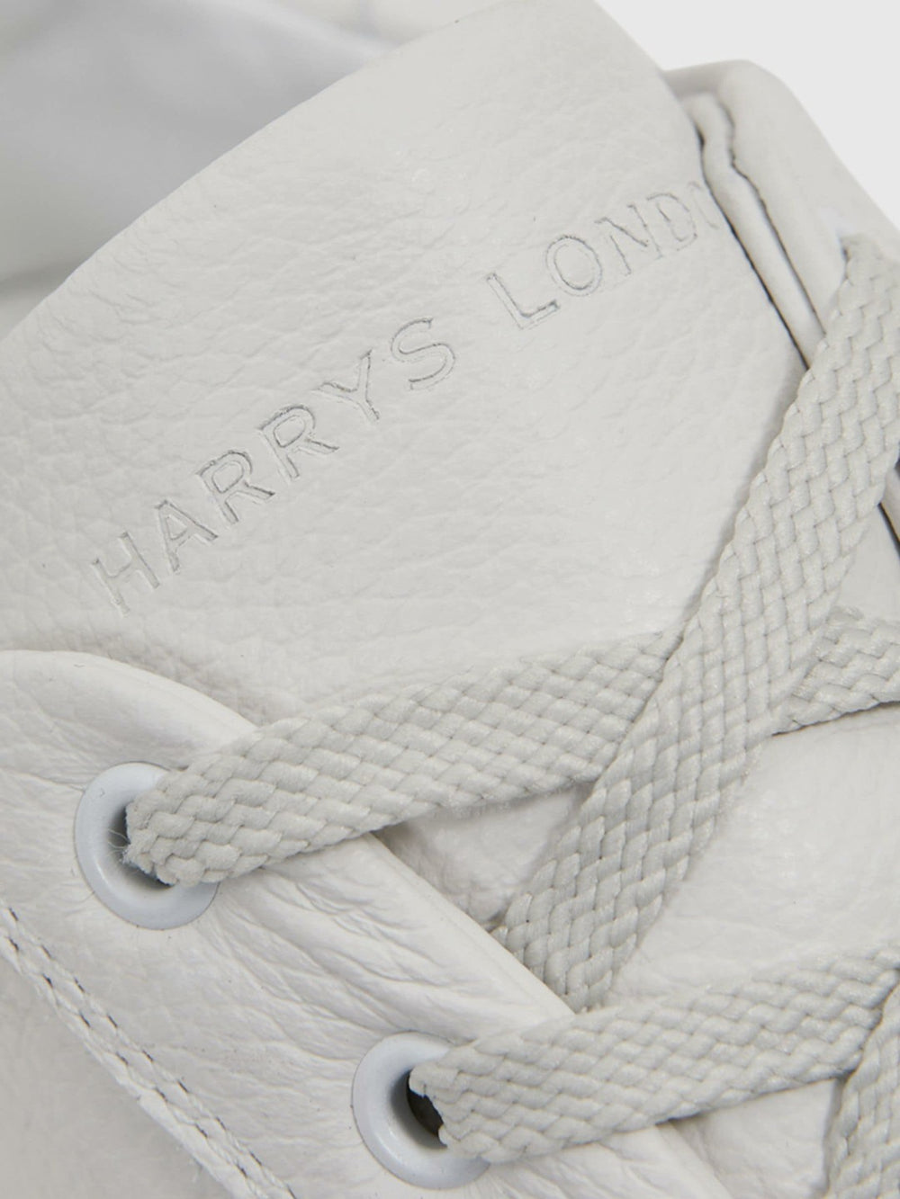 Harrys of London Grained Leather Trainers in White