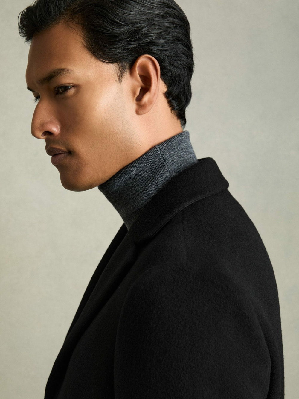 Wool Blend Single Breasted Epsom Overcoat in Black