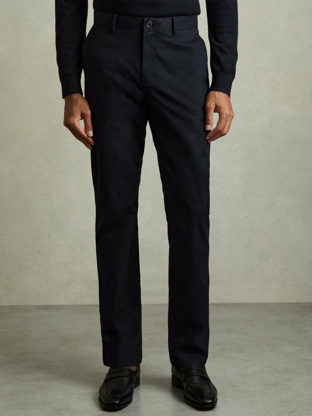 Slim Fit Washed Cotton Blend Chinos in Navy