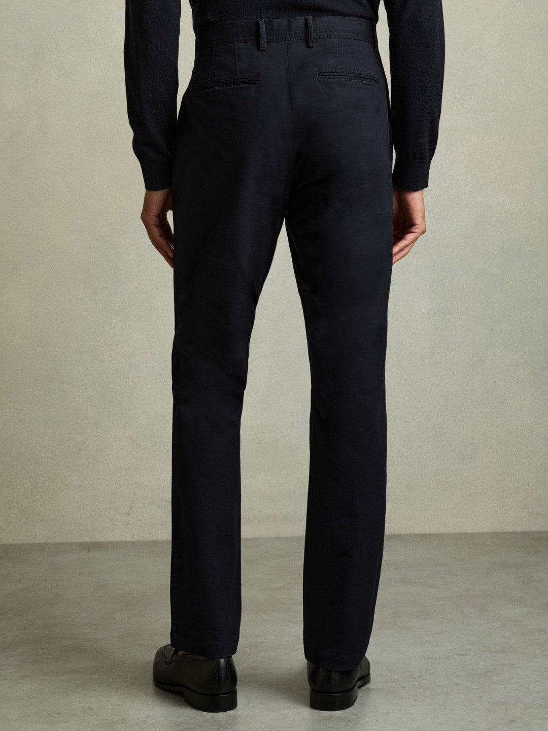 Slim Fit Washed Cotton Blend Chinos in Navy
