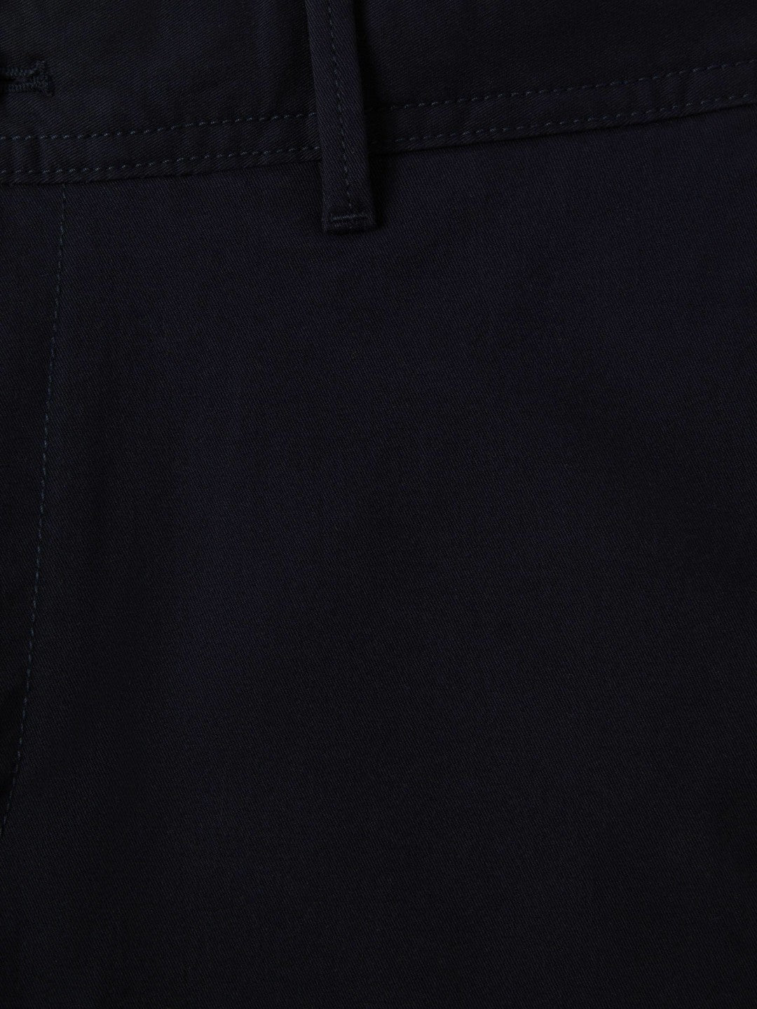 Slim Fit Washed Cotton Blend Chinos in Navy