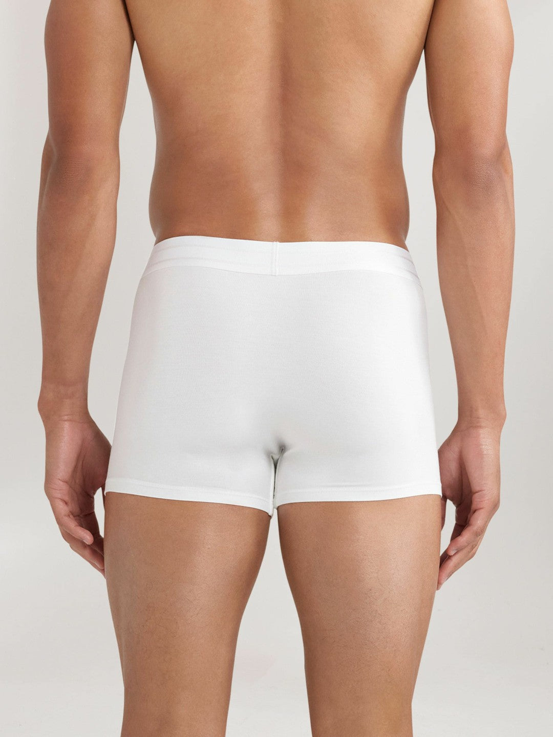 CHÉ Studios Boxer Trunks with TENCEL™ Fibers in White