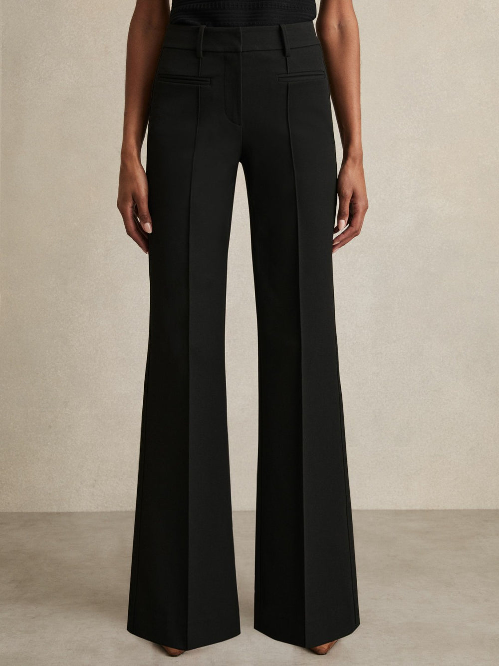 Petite High Rise Flared Trousers in Black