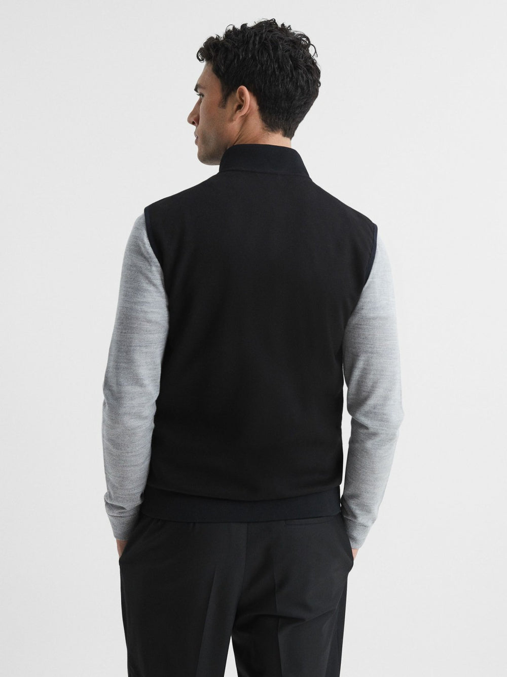 Hybrid Quilted Gilet in Black