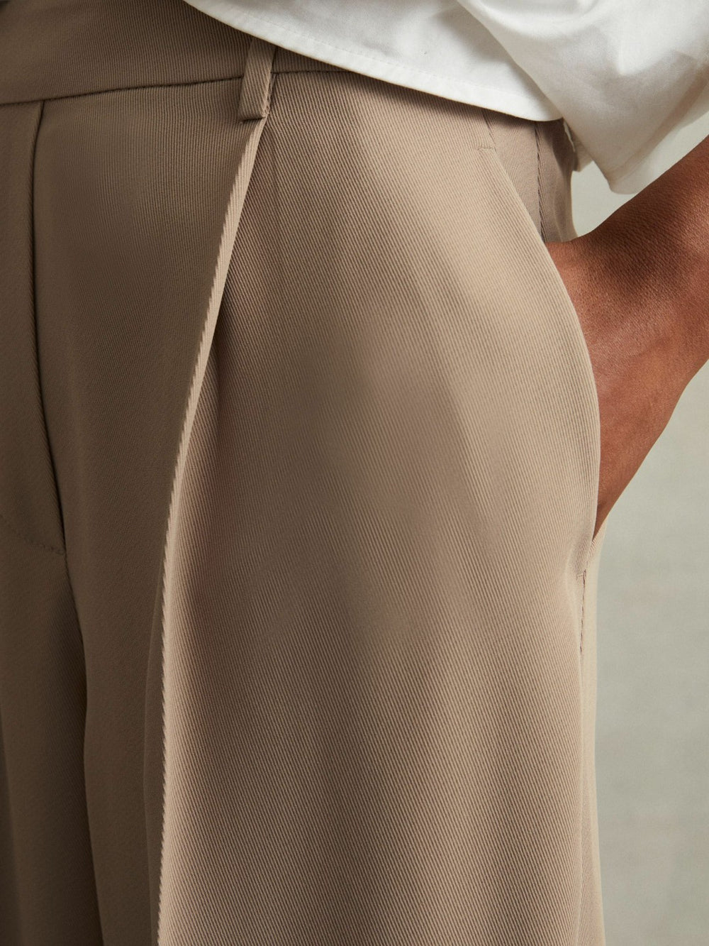 Half-Elasticated Wide Leg Trousers in Mink Neutral