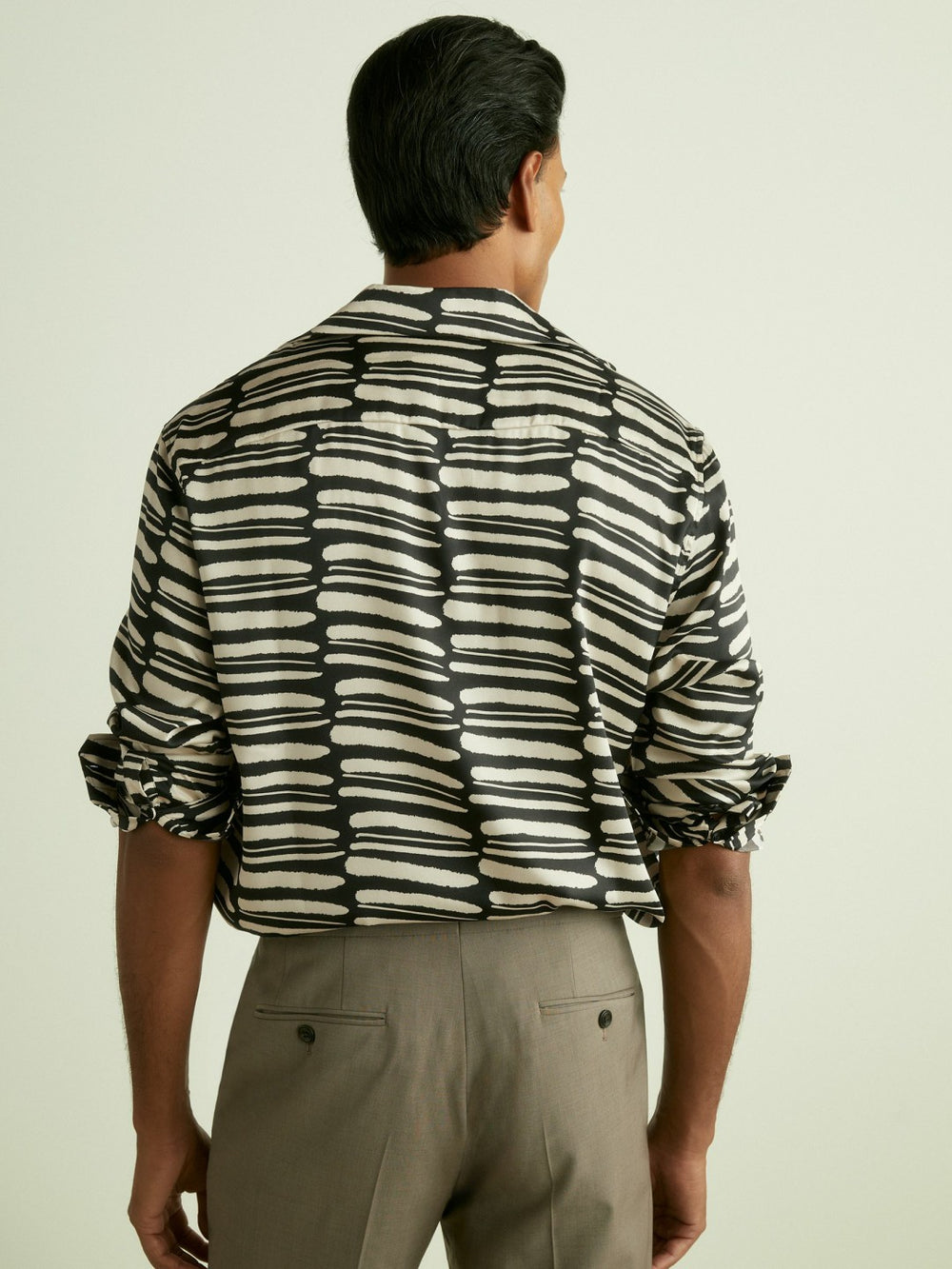 Abstract-Print Twill Cuban-Collar Shirt in Black/White