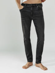 Tapered Slim-Fit Jeans in Washed Black