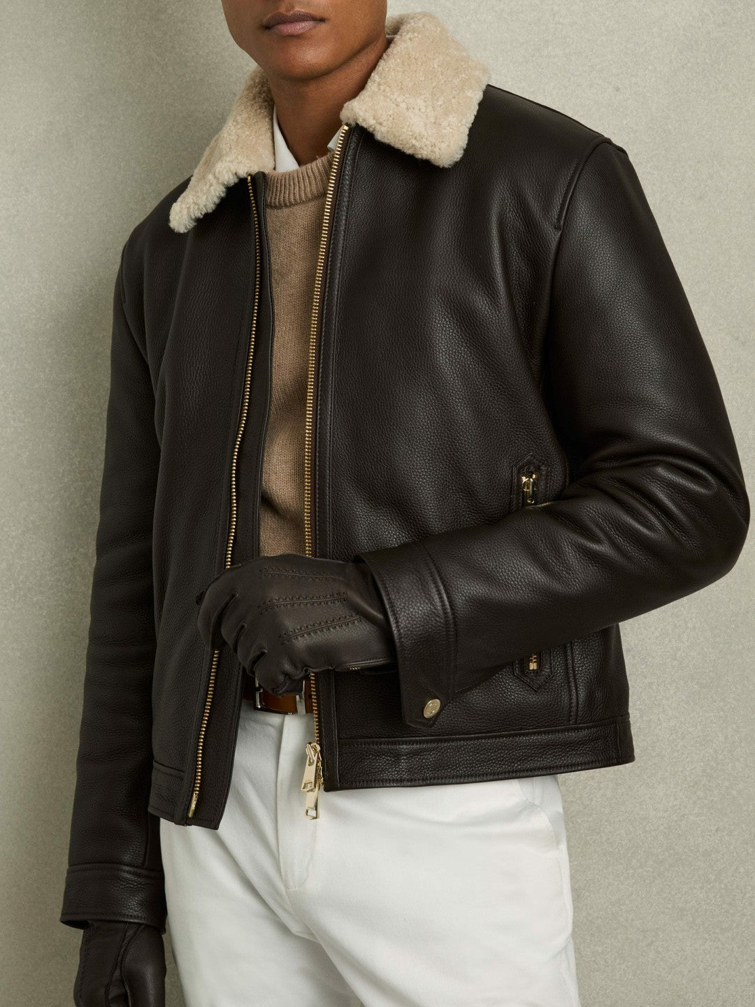 Leather Zip-Side Gloves in Dark Brown