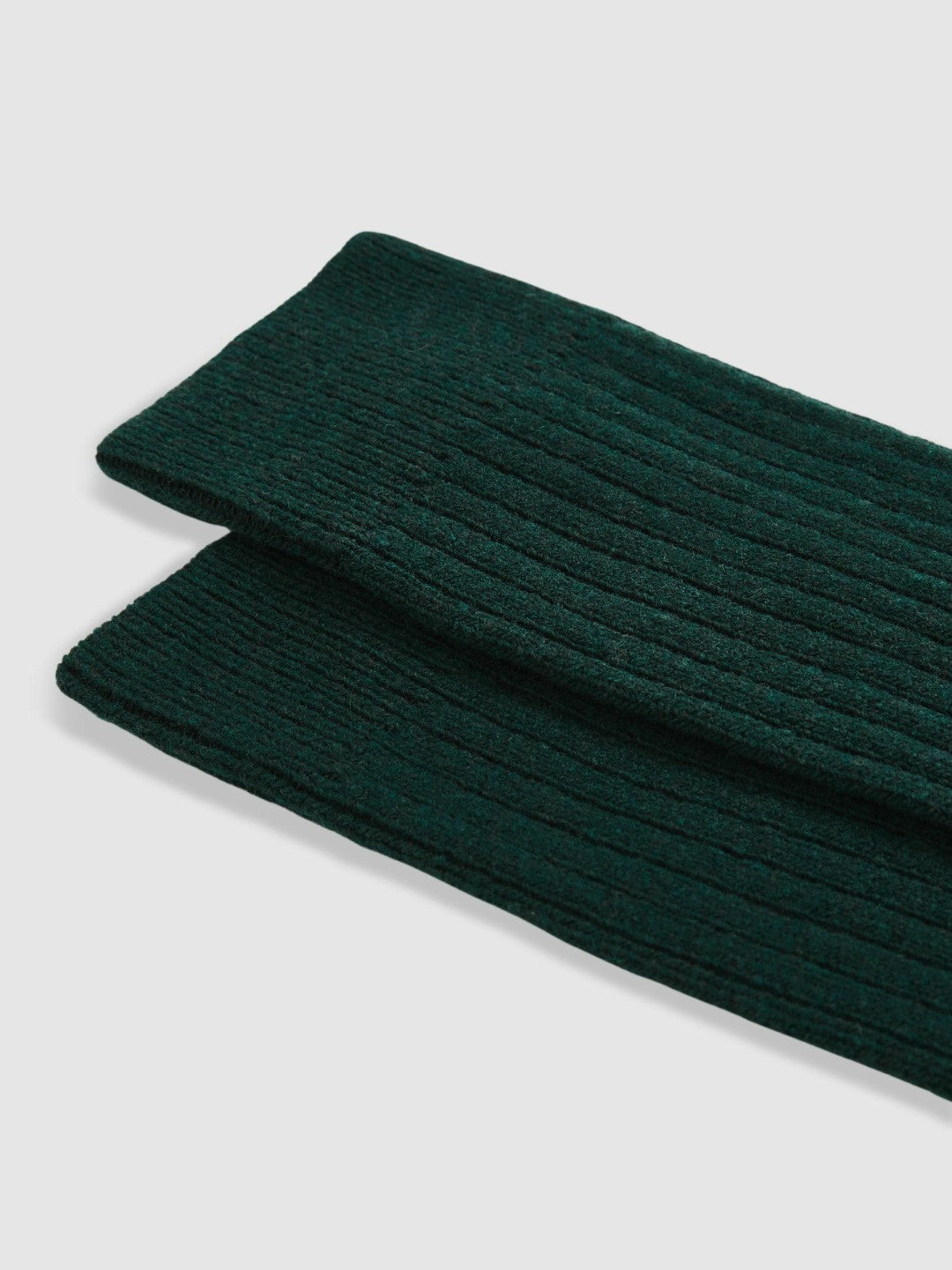 Ribbed Socks With Wool And Cashmere in Forest Green