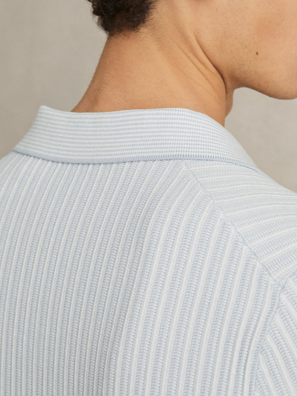 Open-Collar Textured Polo Shirt in Soft Blue/White