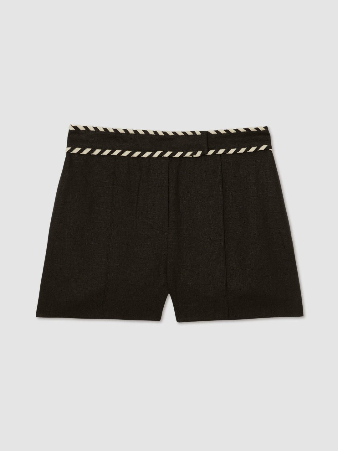 Linen Whipstitch Shorts in Black