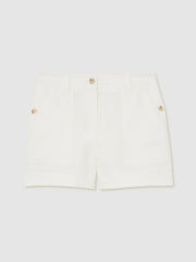 Linen Shorts in White