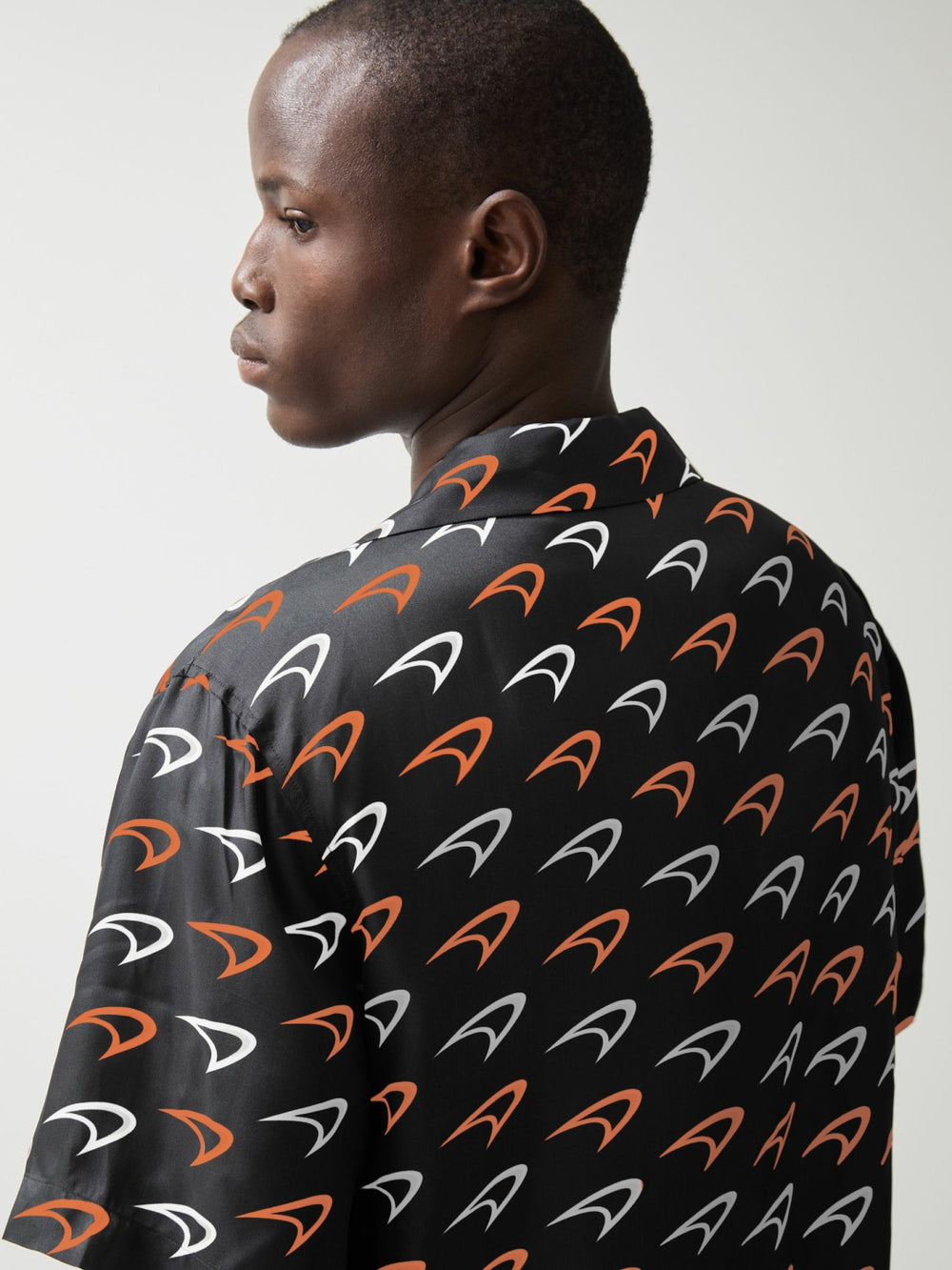 McLaren F1 Team Speedmark Logo Shirt in Black