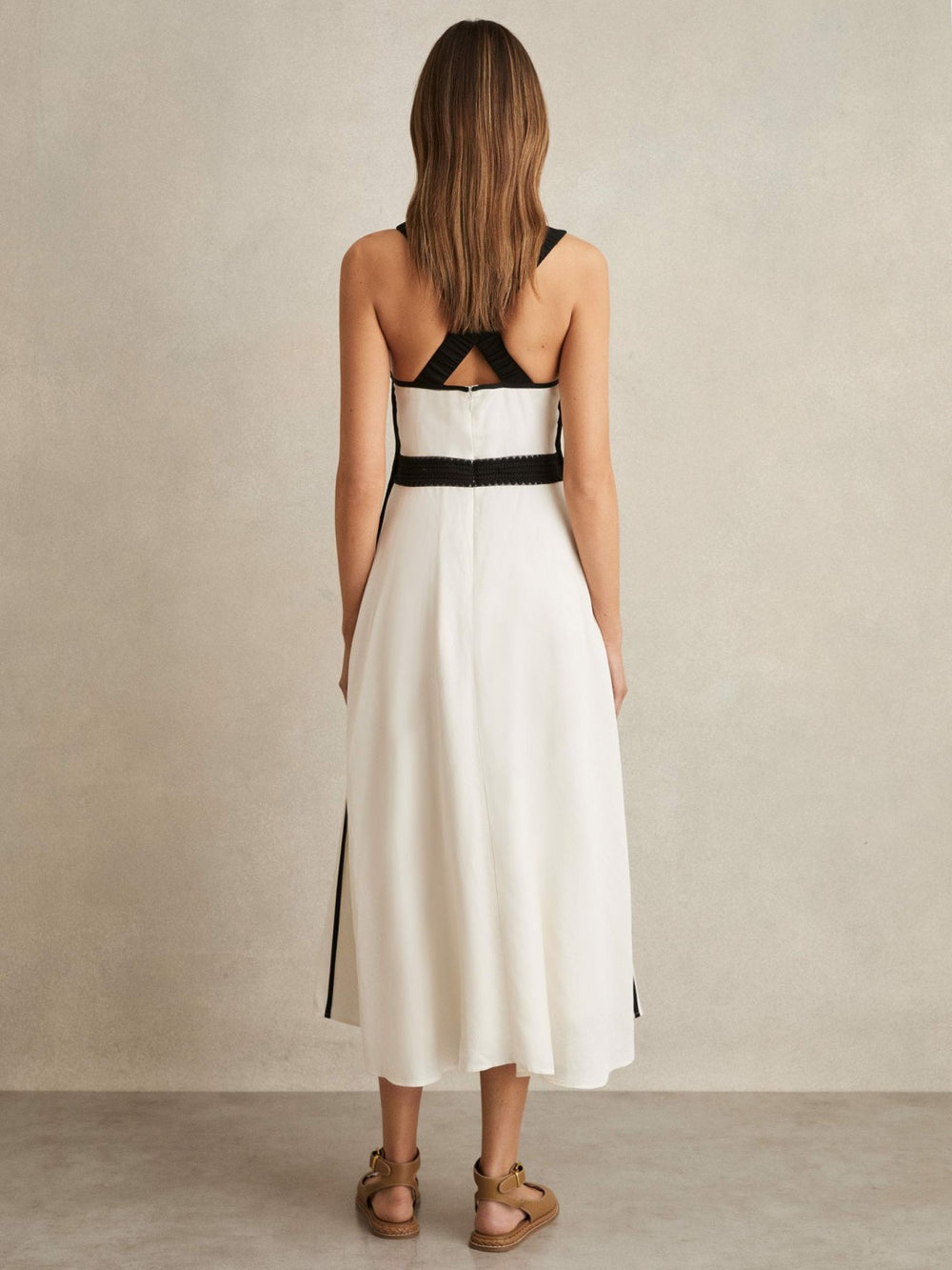 Contrast Trim Flared Midi Dress With Linen in Ivory/Black