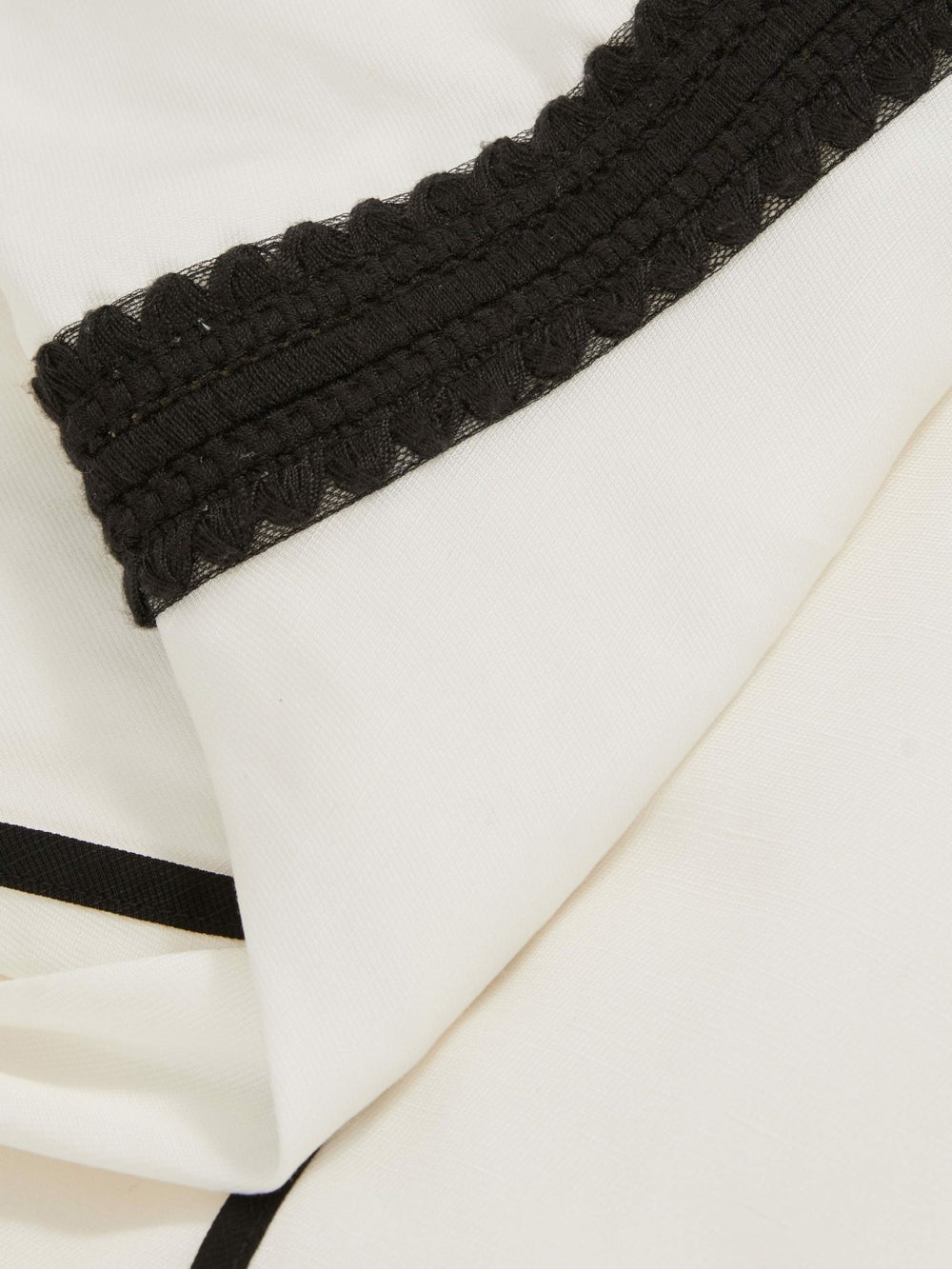 Contrast Trim Flared Midi Dress With Linen in Ivory/Black