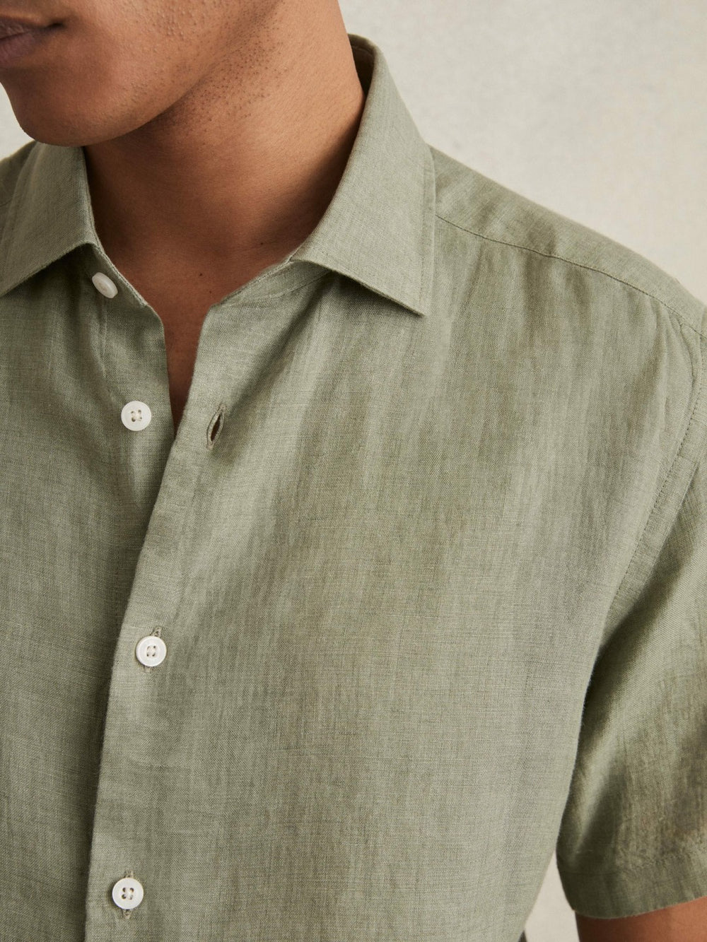 Slim Fit Linen Button-Through Shirt in Thyme Green