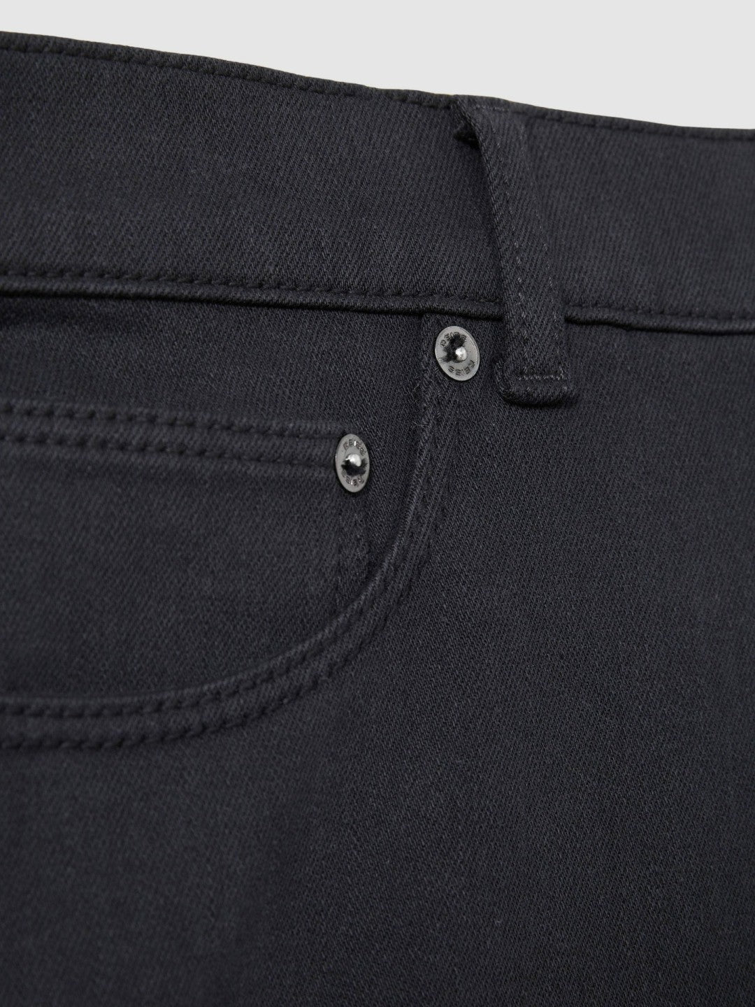 Cotton-Stretch Slim-Fit Jeans in Navy
