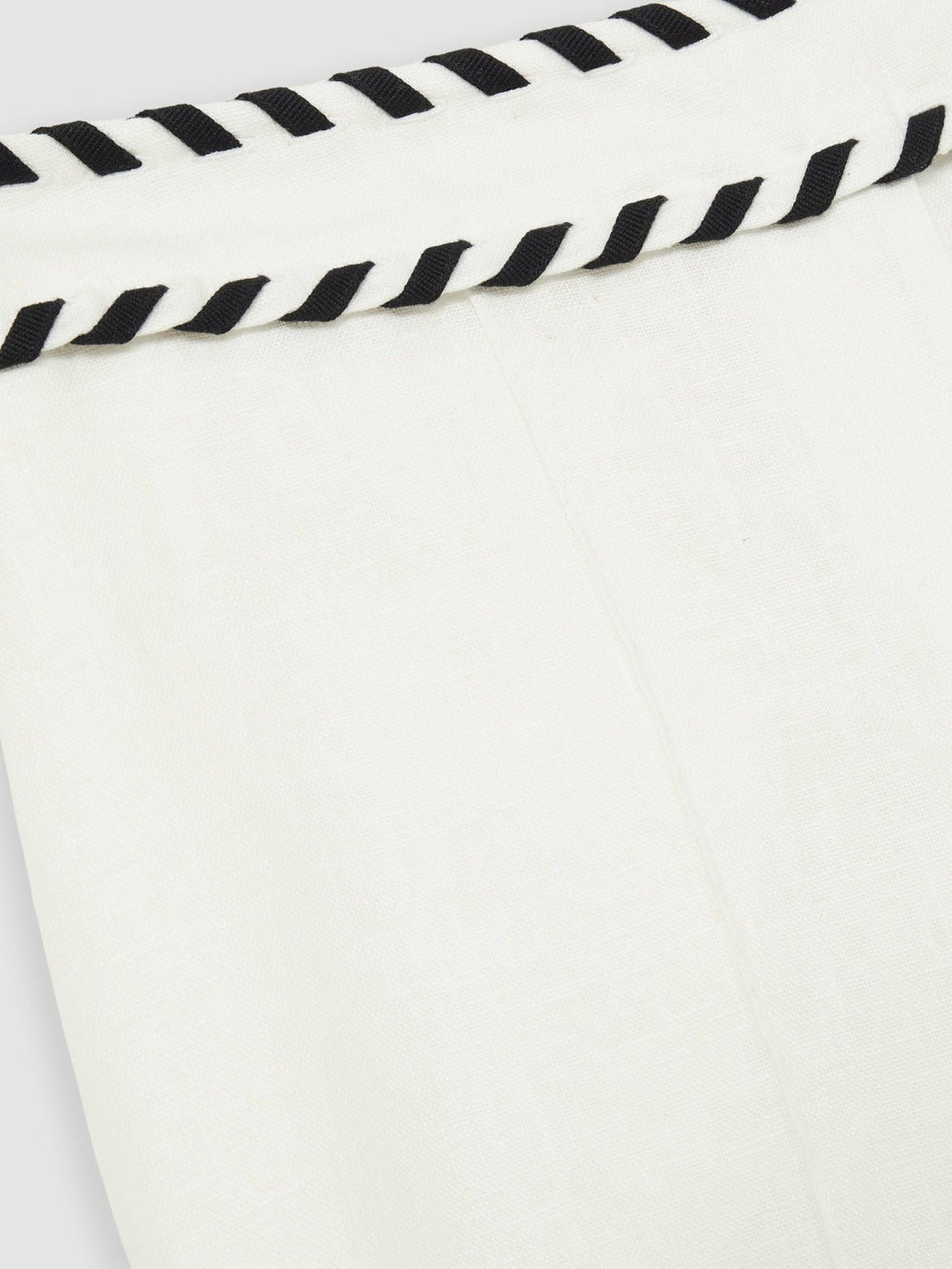 Petite Linen Wide-Leg Whipstitch Trousers in White