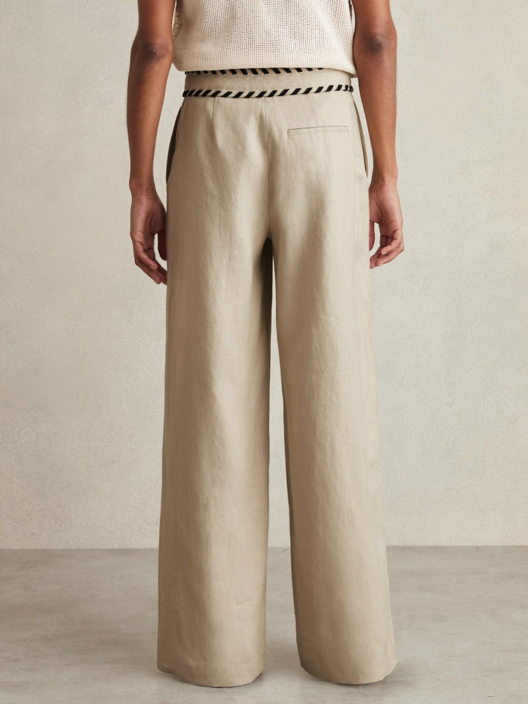Petite Linen Wide-Leg Whipstitch Trousers in Neutral