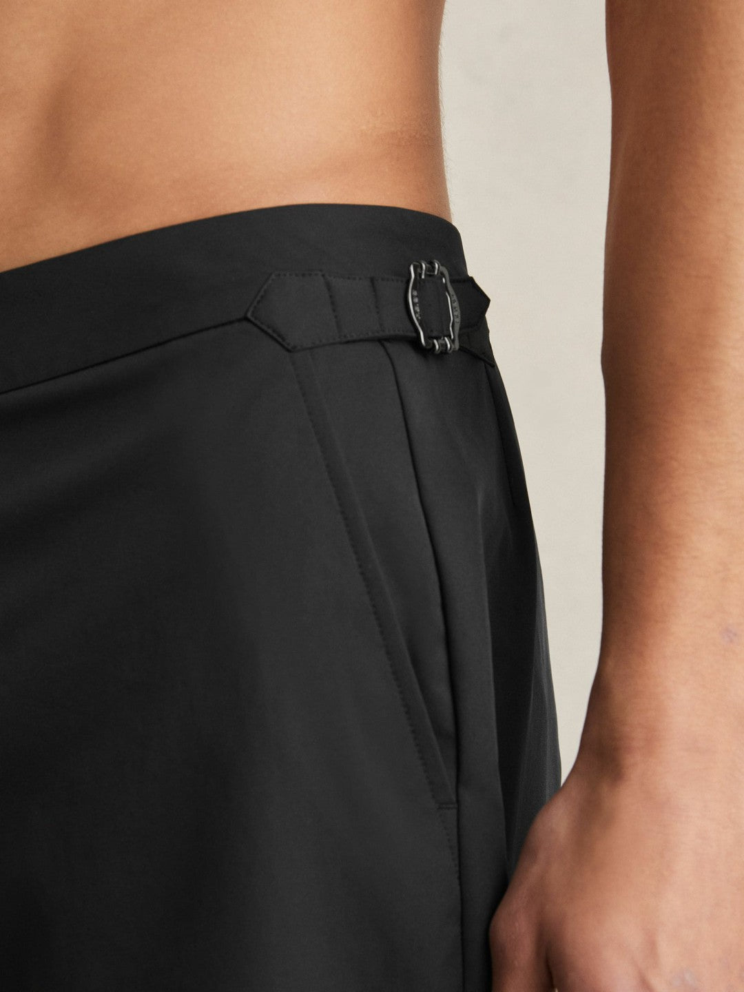 Side-Adjuster Swim Shorts in Black