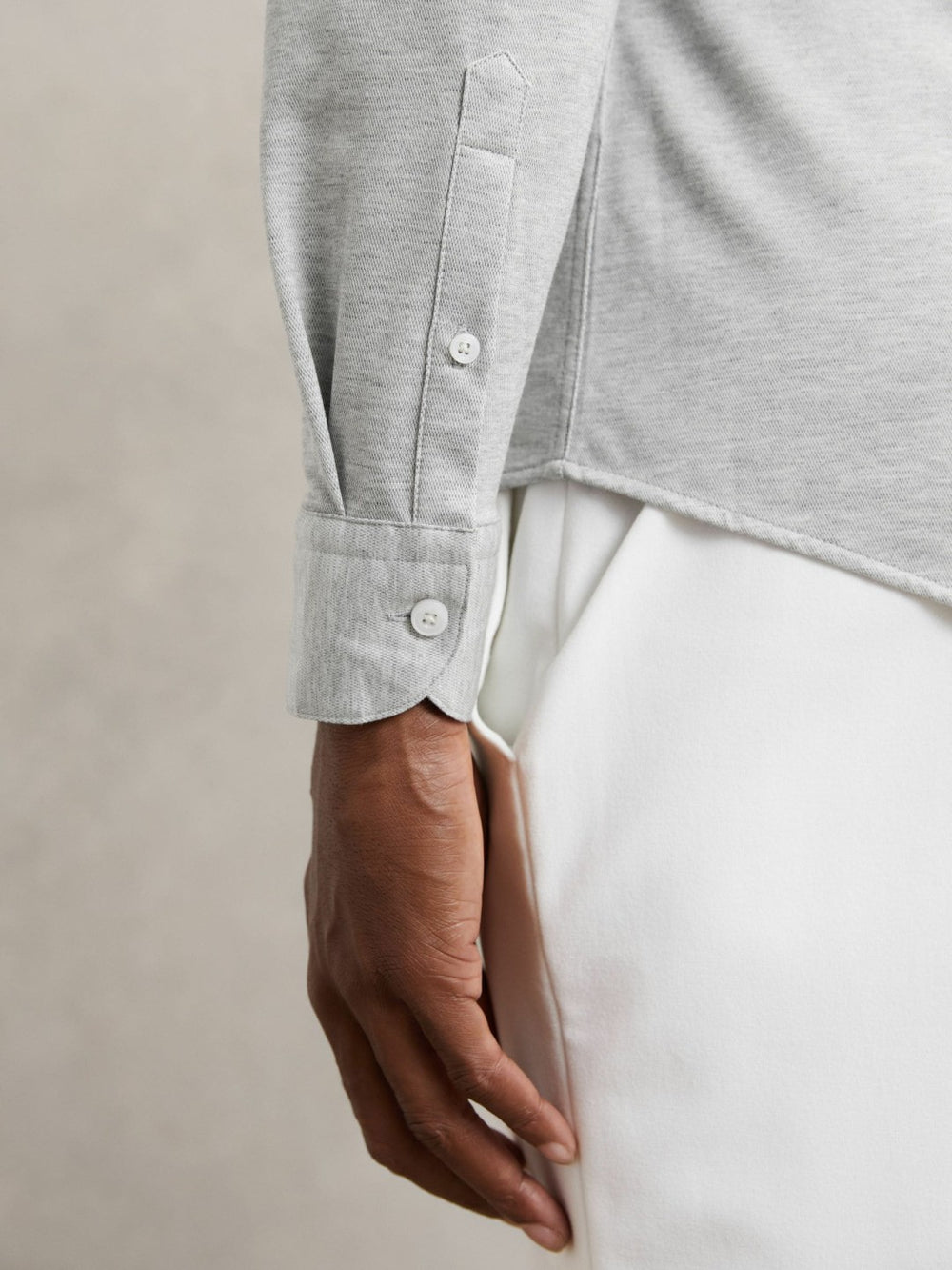 Cotton-Blend Jersey Cutaway-Collar Shirt in Grey Melange