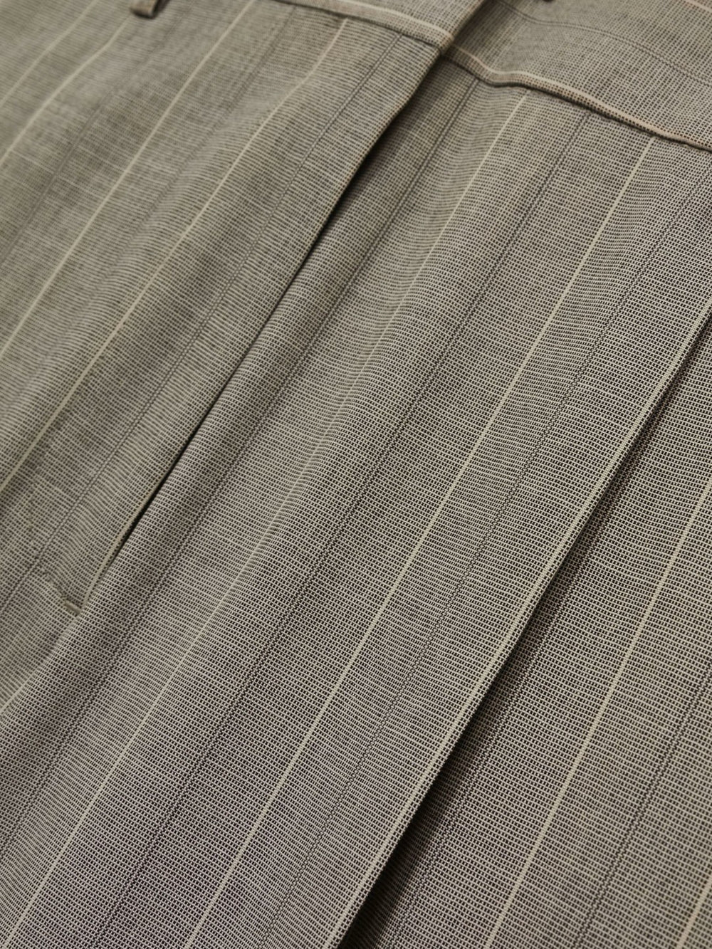 Wool-Blend Wide-Leg Pinstripe Trousers in Grey