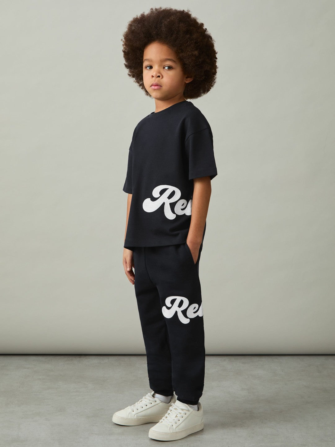 9-13 yrs Cotton Script-Logo Oversized T-Shirt in Navy
