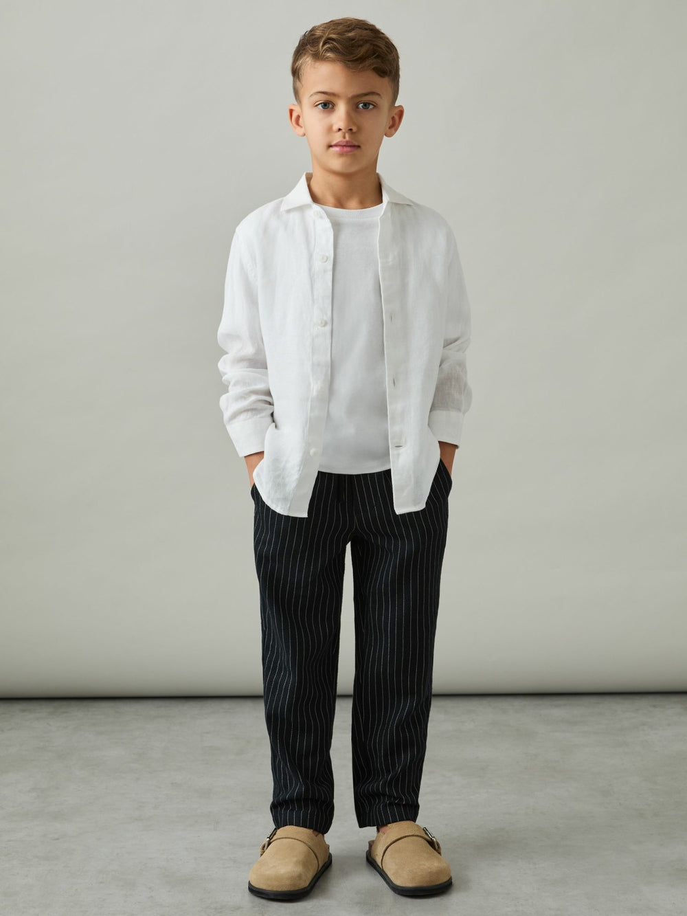 Linen-Blend Drawstring Trousers in Navy Stripe