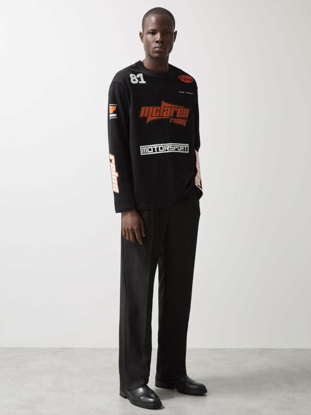 McLaren F1 Team Cotton Logo T-Shirt Unisex Fit in Black