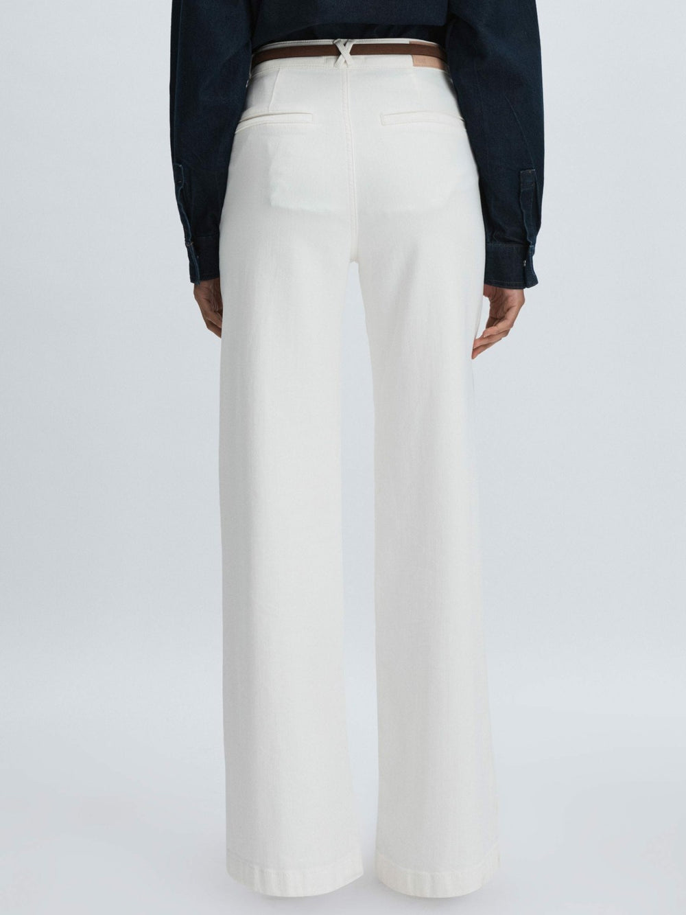 Paige Wide-Leg Patch Pocket Jeans in Ecru
